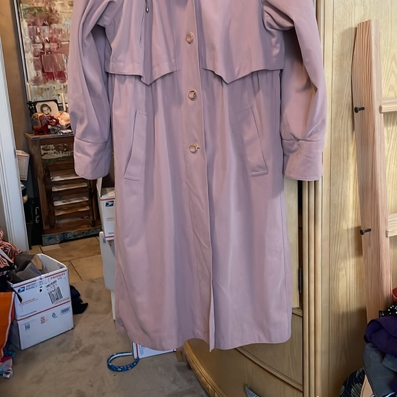 Vintage Valerie Steven’s petite mauve trench coat size 6P - Picture 3 of 7